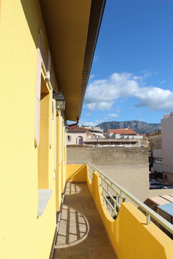 Room&breakfast I Gemelli Iglesias Esterno foto